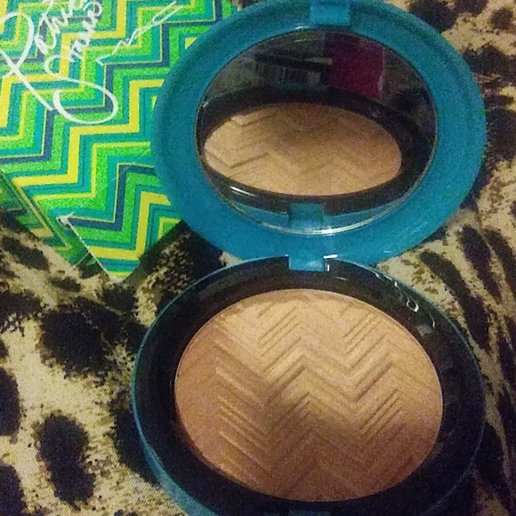 Mac - Picture 4 of 5